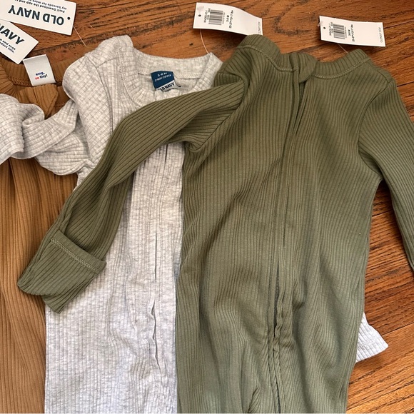 NWT old navy ribbed 2-way zipper footed one piece bundle - Picture 4 of 4